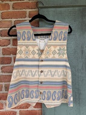 Vintage NFR Southwest Paisley Patterned Women's Vest Neutral/Blue/Pink pastels